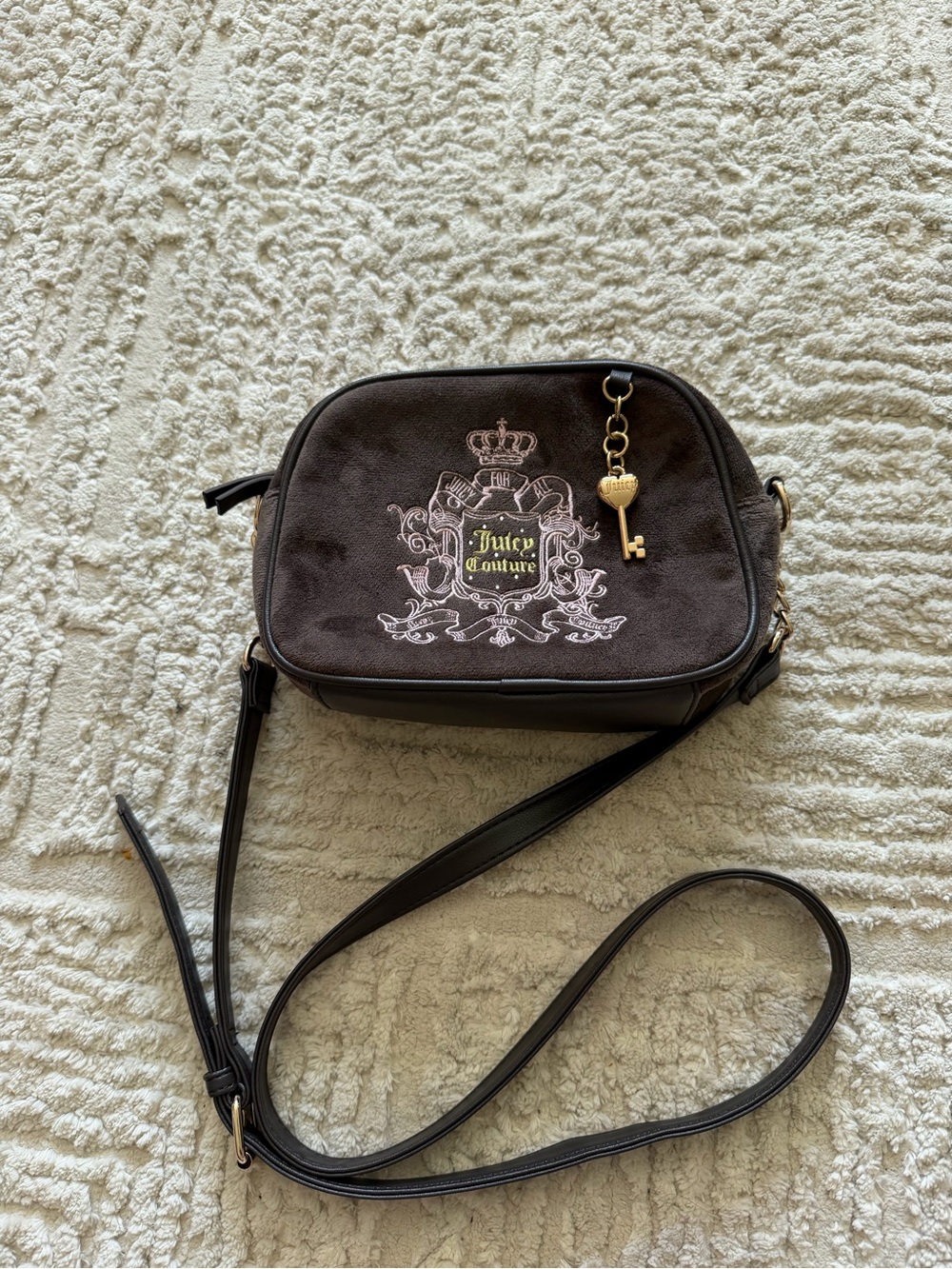 Juicy Couture Juicy For All Crossbody Camera Handbag Brown Pink Key Charm Y2K